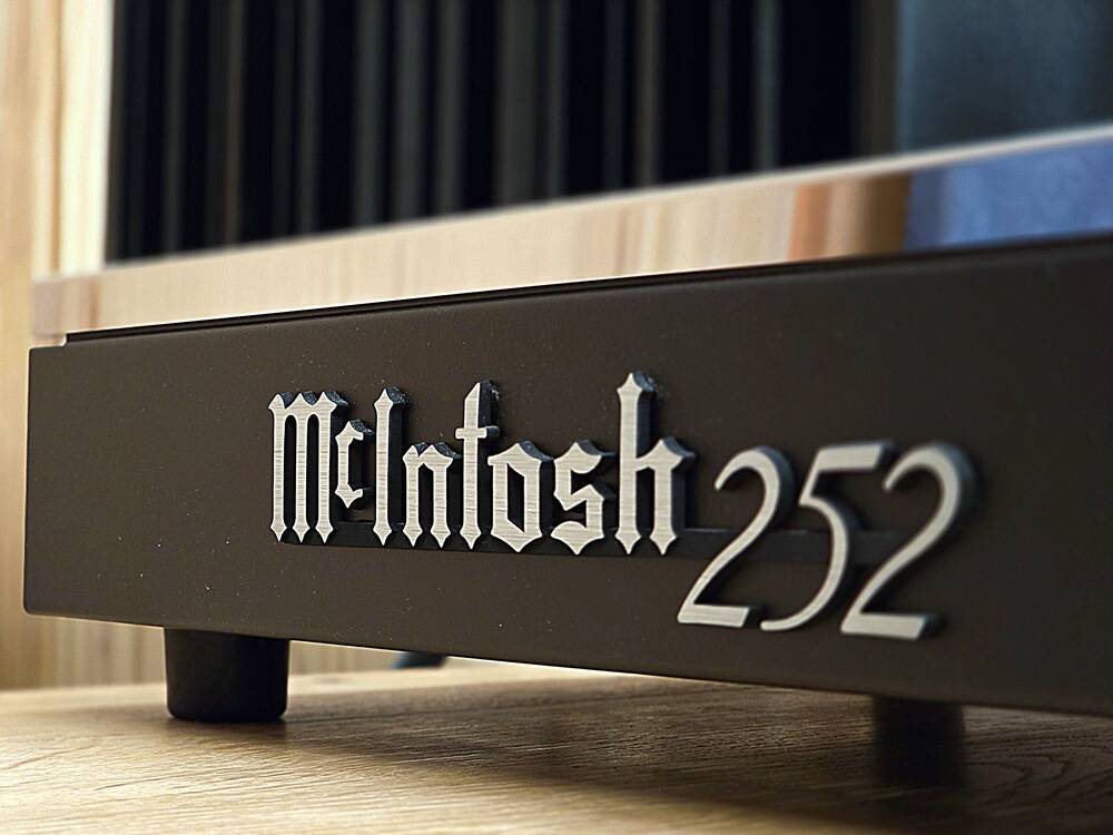 McIntosh MA 252 AC