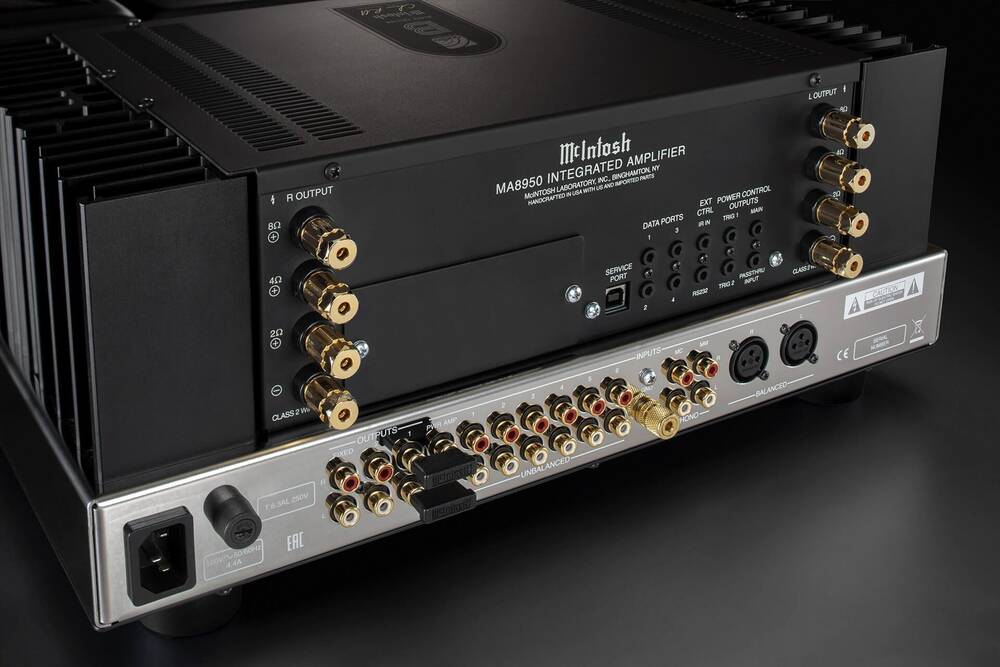 McIntosh 5300 AC Black Edition