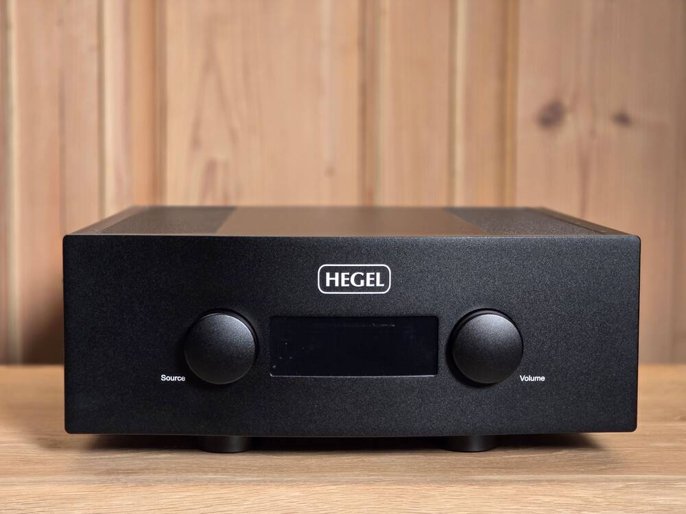 Hegel H600