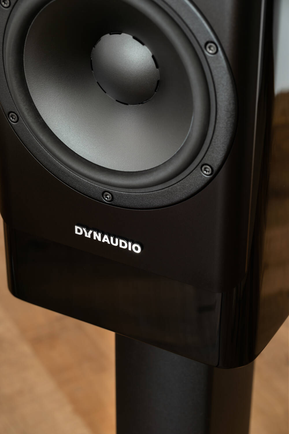Dynaudio Contour 20 Black Edition