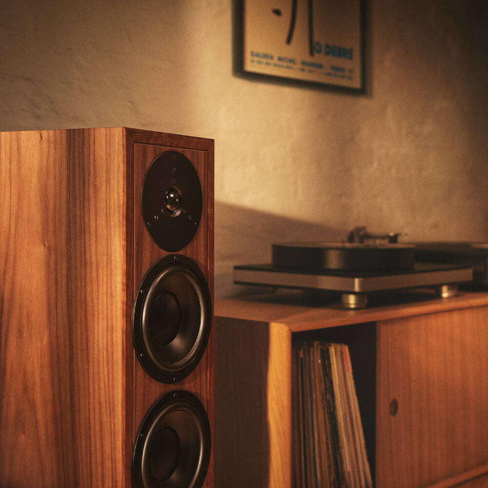 Dynaudio Contour Legacy American Walnut