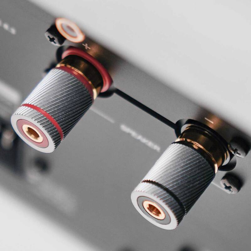 AVM OVATION MA 8.3 (Paar)