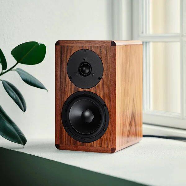 Dynaudio Legend
